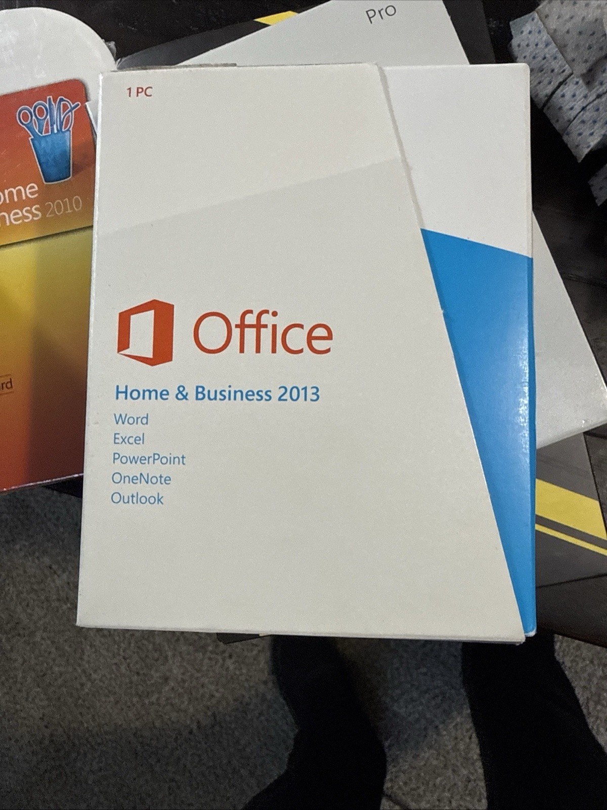 Microsoft Office T5D-01575 Retail Home and Business 2013 Product Key Card - 1 PC