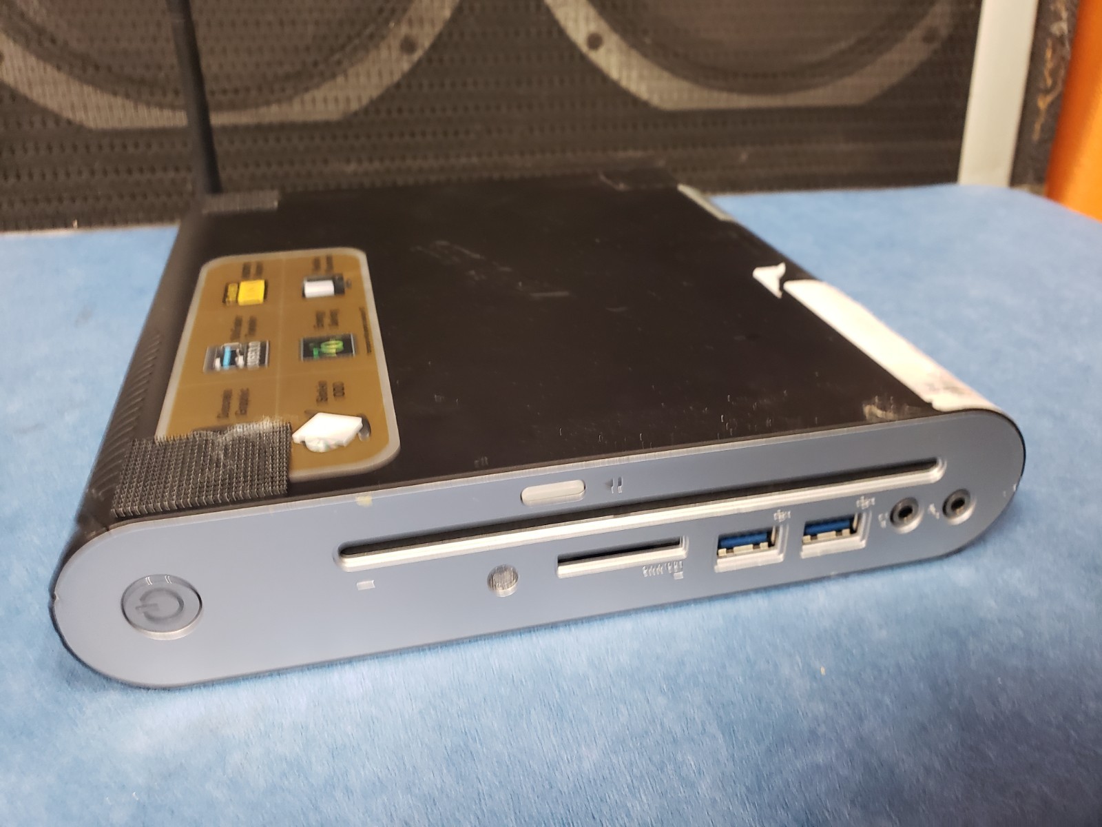 ASUS AR5B125 EeeBox PC Desktop Computer 4GB ram 320GB hdd no charger