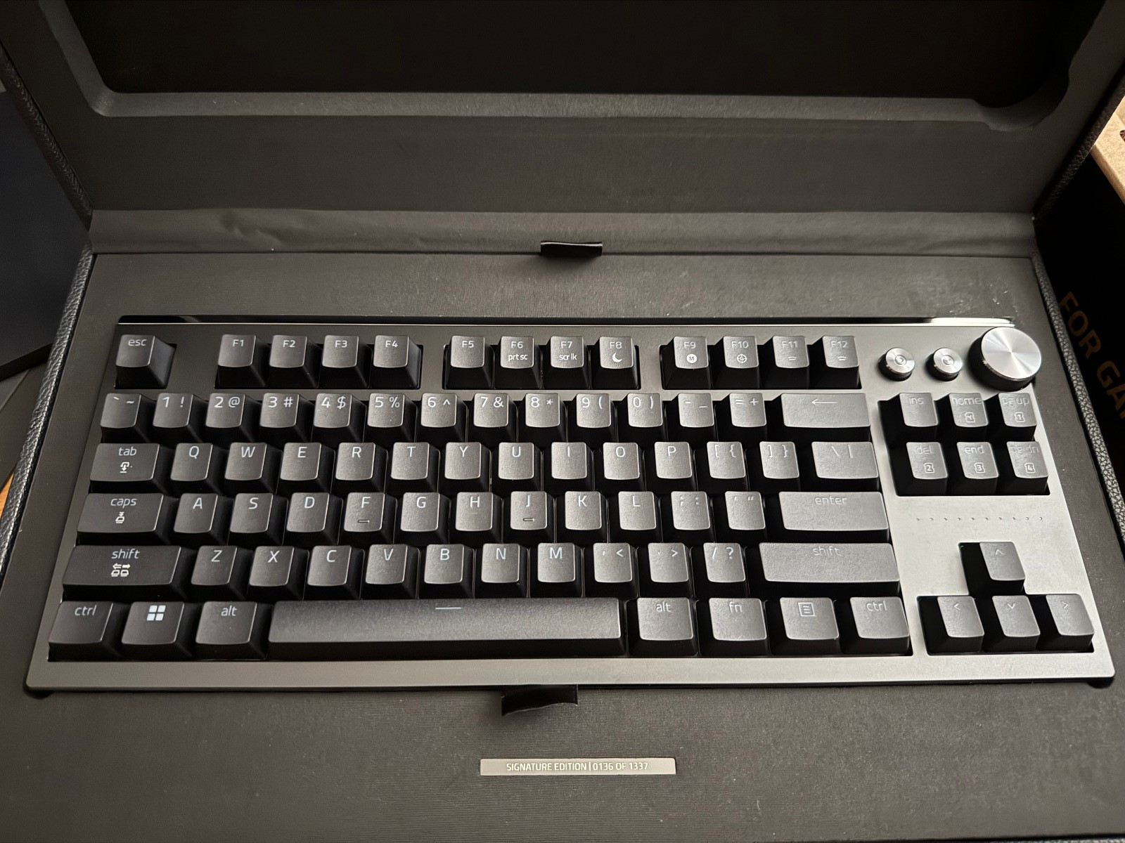 Razer Huntsman Signature Edition Keyboard - Limited Edition 136/1337 NEW