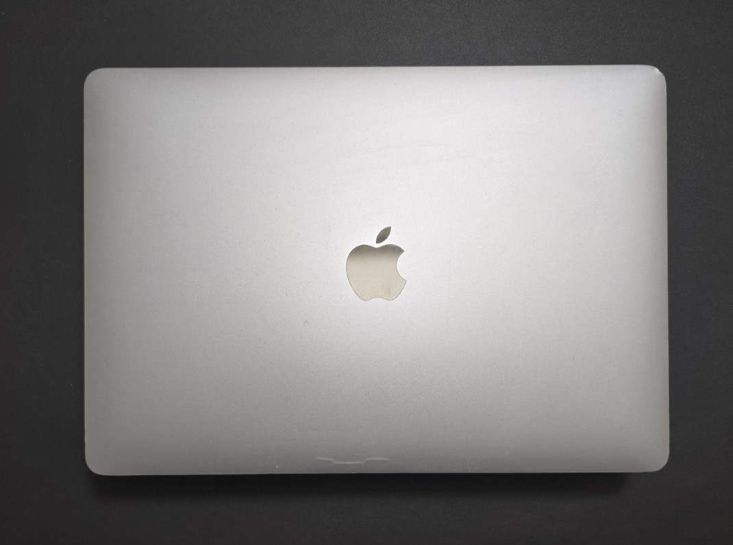 Apple Macbook Pro 13" A1706 A1708 2016 2017 LCD Screen - Silver GRADE C