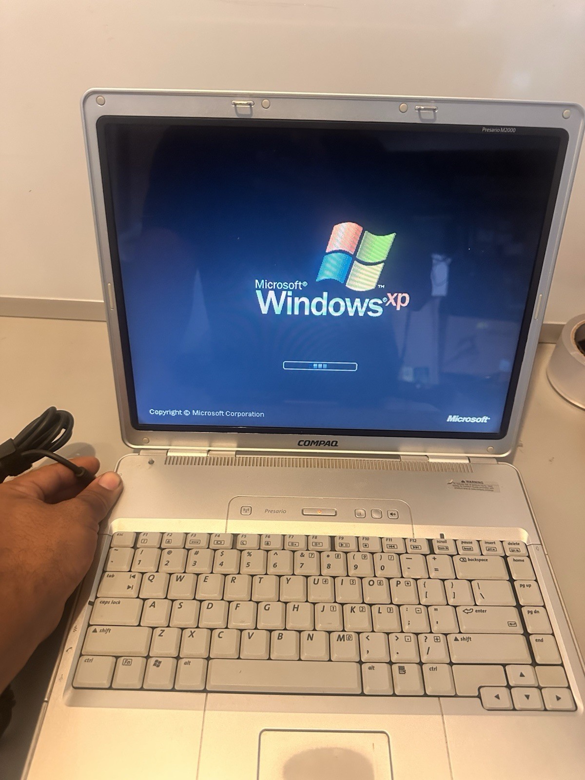 Compaq Presario M2000 Intel Celeron M 1.3GHz 224 MB  No Chargers
