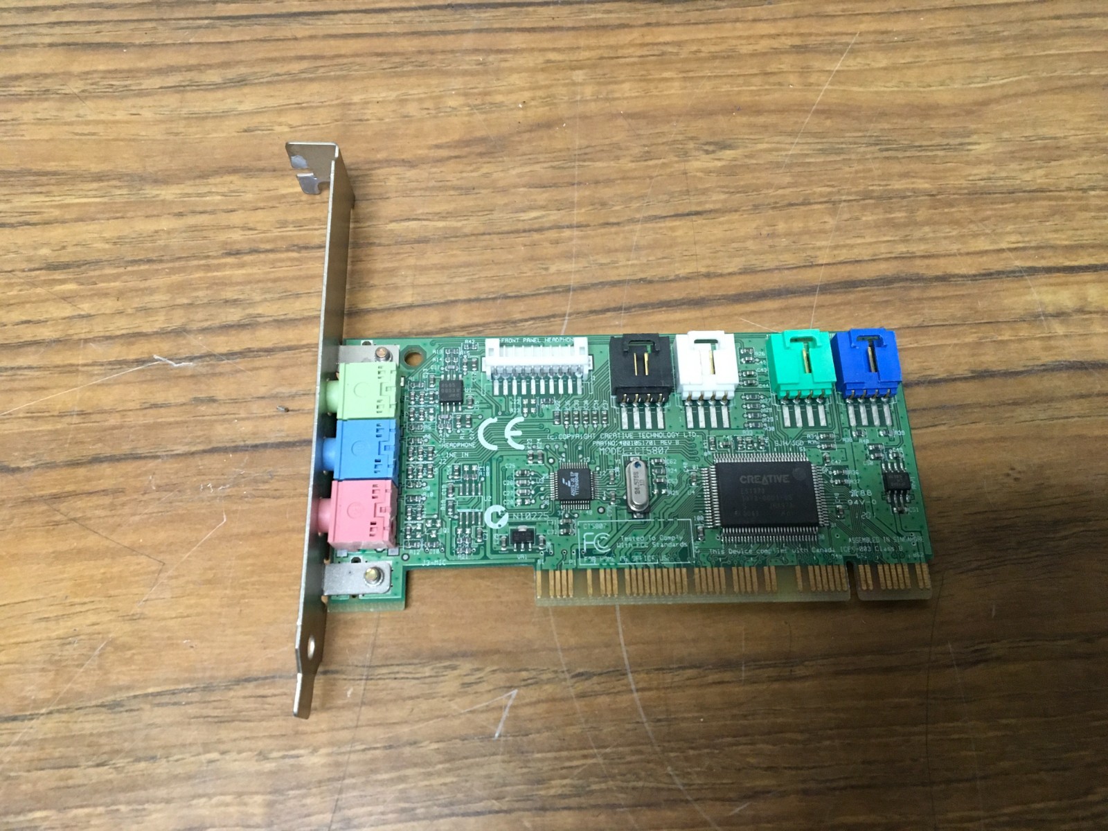 Creative Labs Sound Blaster PCI Model CT5807 Sound Card