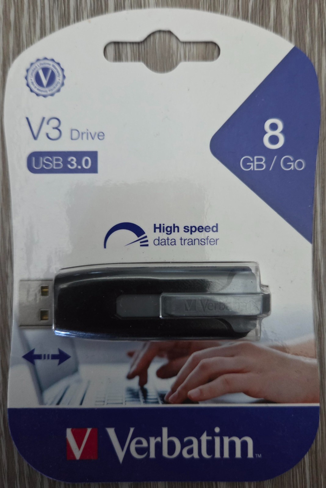 Verbatim V3 8 GB USB 3.0 Flash Drive External - NEW SEALED
