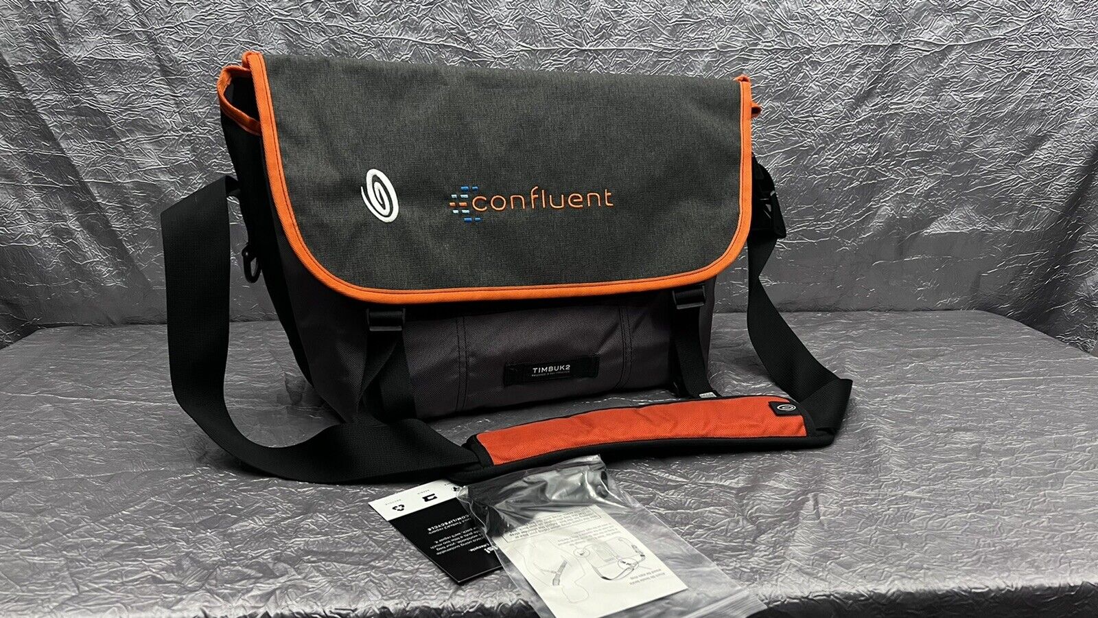 TIMBUK2 Confluente Logo Messenger Bag M Medium 15” Laptop Gray/Orange