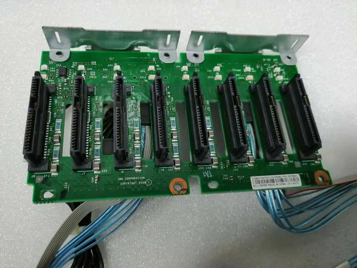 69Y0650 - IBM x3650 x3500 x3400 8-Port SAS HDD Connection Backplane with Cables