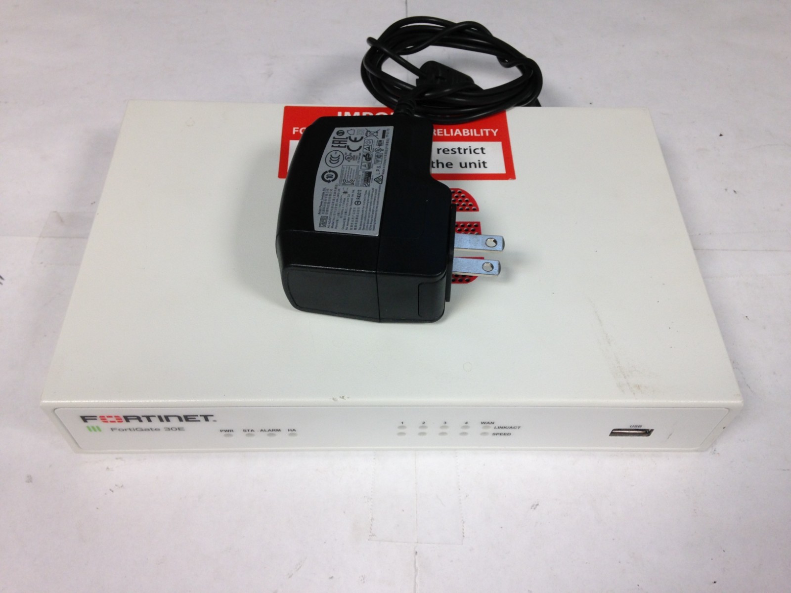 FortiNet FortiGate 30E VPN Router Firewall WITH POWER ADAPTOR TESTED WORKS