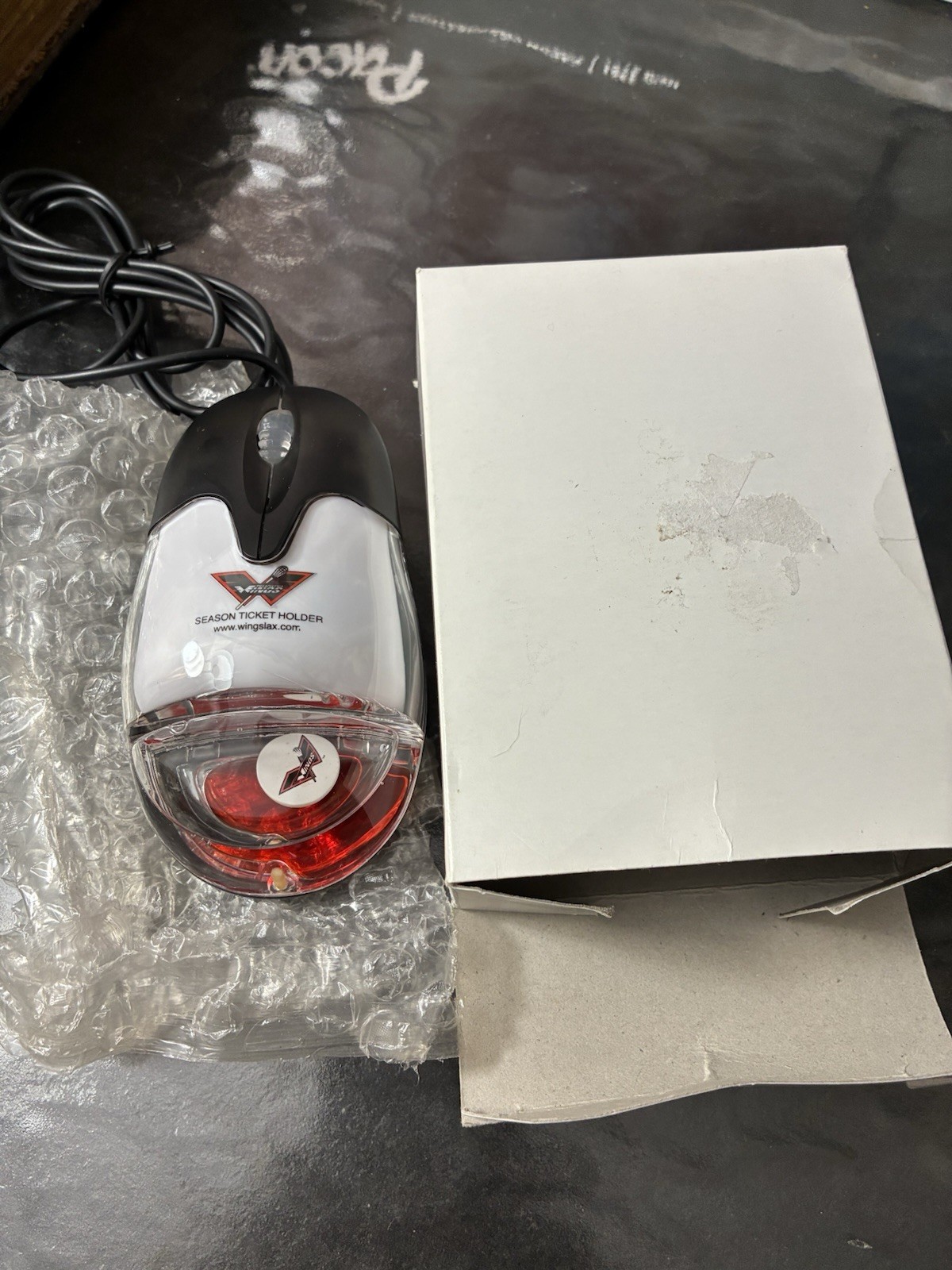 Vintage Aqua Water Globe Usb Mouse Rare Wings Season Ticket Holder