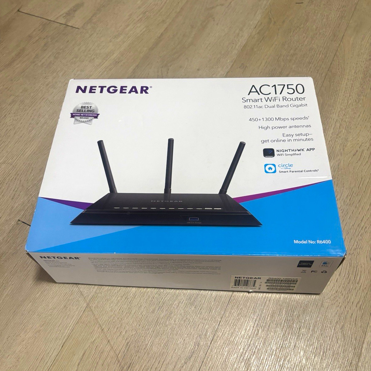 NETGEAR AC1750 R6400 Smart WiFi Router Dual Band 1750Mbps Gigabit Black