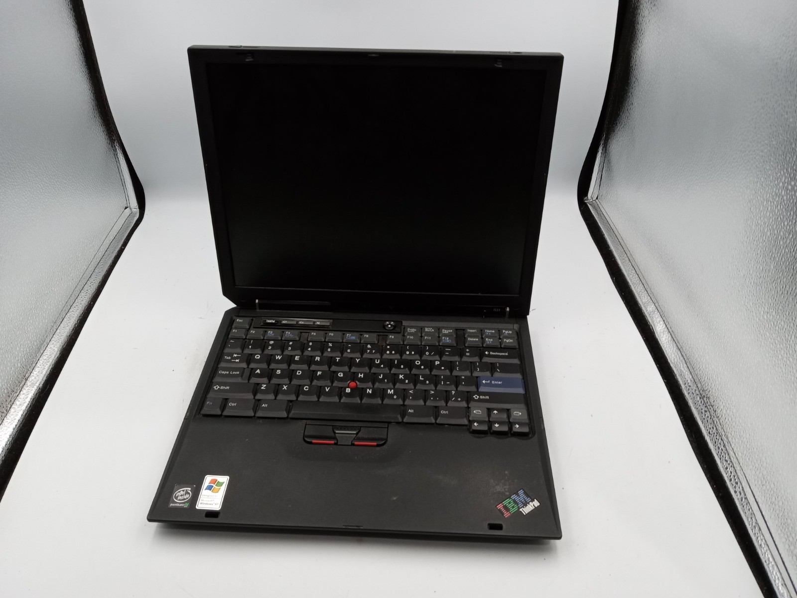 IBM ThinkPad R31 2656-LU2 Laptop Intel Pentium III 1.13GHz - PARTS / REPAIR -RR