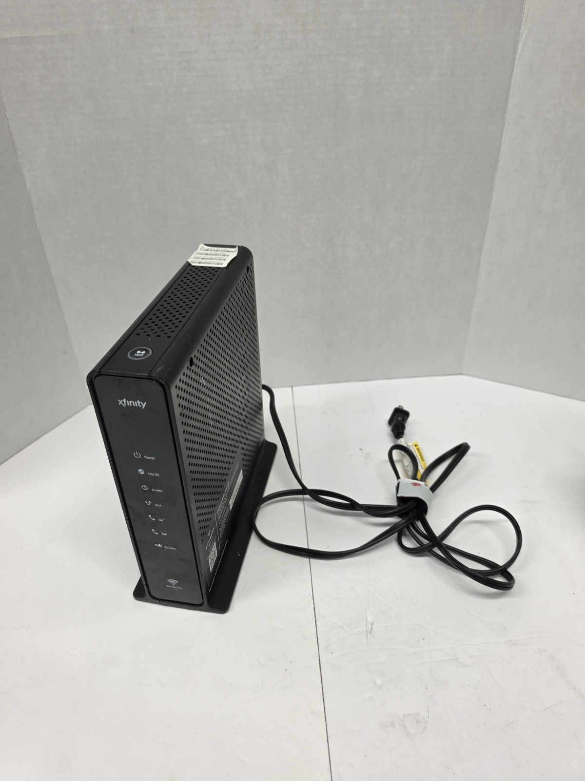 ARRIS TG862G/CT Xfinity Comcast Gateway and Router 802.11n WiFi / .