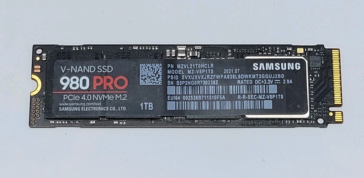 Samsung 980 PRO 1TB SSD, PCIe 4.0 x 4 NVMe M.2 2280 WZ-V8P1T0