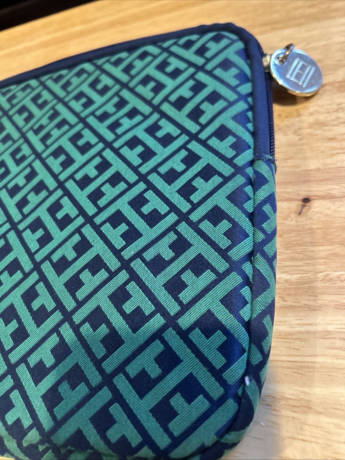 Tommy Hilfiger Zip Around Tablet Case TH Pattern Green Gold Logo 11x9”