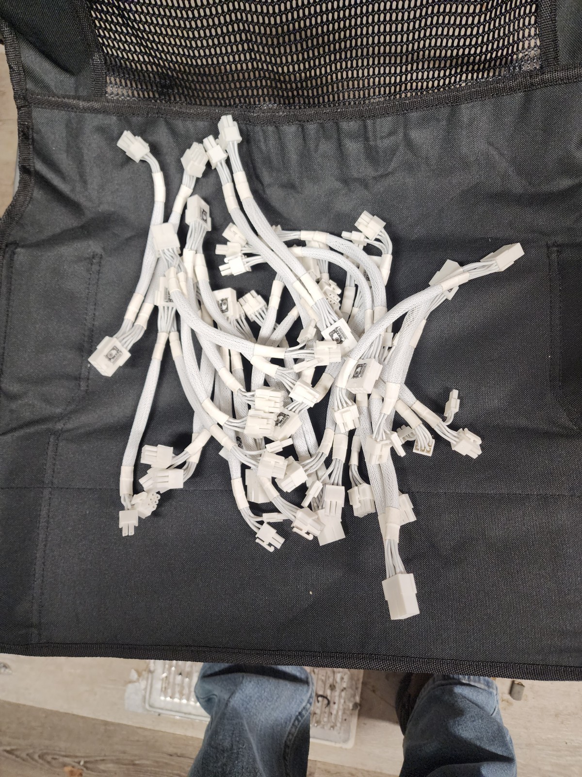 8pin Gpu Splitter White, Used, GPU RISER BRAND, 8pin To 2x6+2 PCIE, 16 PACK