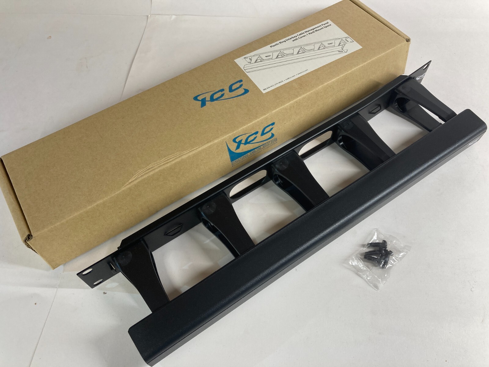 ICC Cable Management Panel Interbay and rear passthru 1U ICCMSCMA51 NEW IN BOX