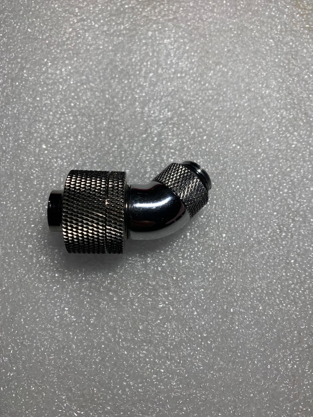 1X Koolance ANGLE FITTING