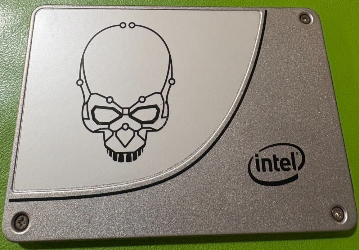 Intel 730 Series SSDSC2BP240G4 2.5" 240GB SSD