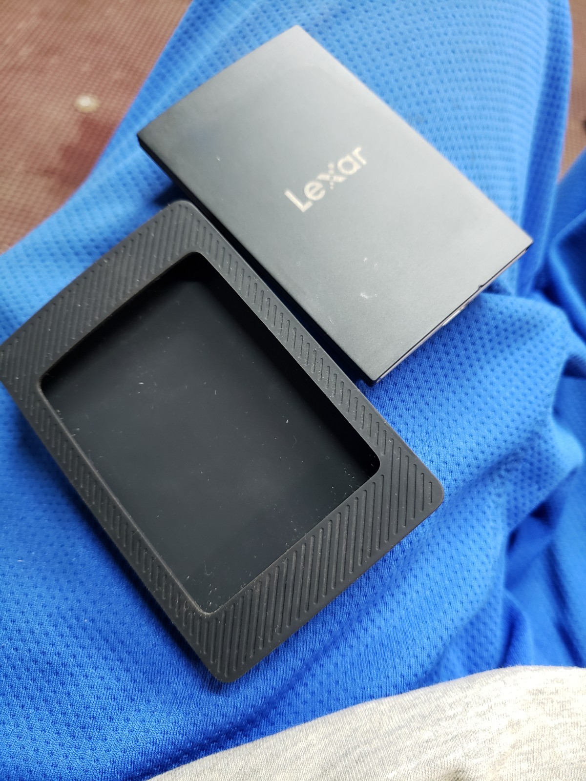 Lexar SL500 1TB Portable External SSD with MagSafe Magnetic Sleeve Case - Mint
