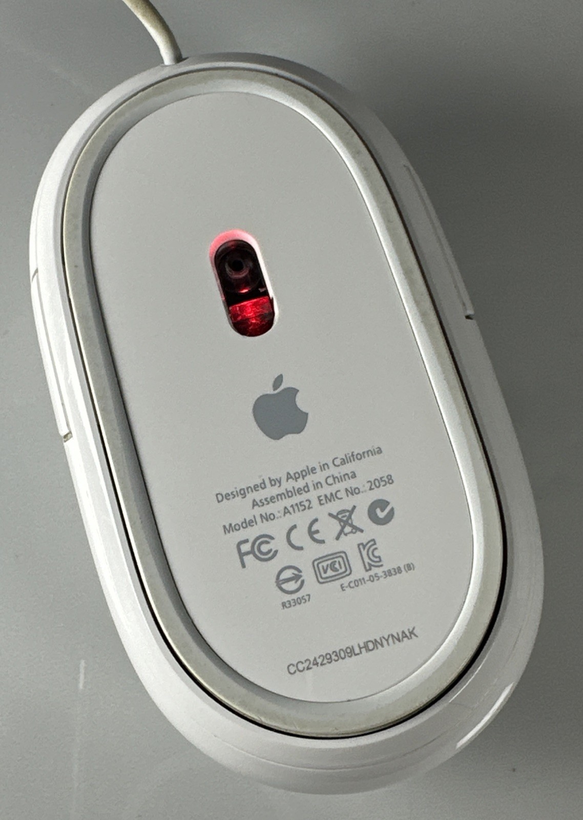 Genuine OEM Apple Mighty Mouse Wired USB White Model A1152 Working