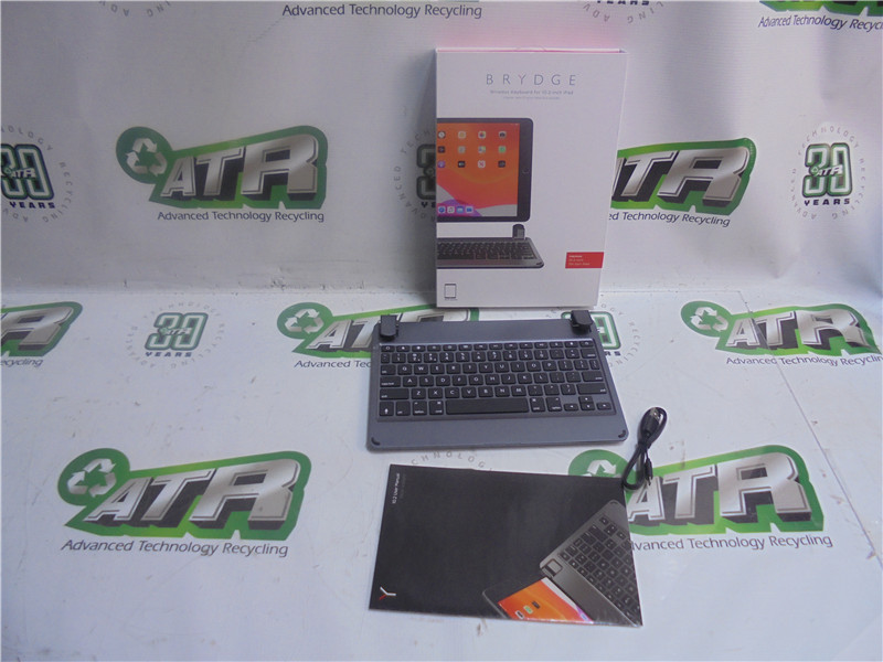 Brydge BRY80022 Wireless Keyboard for iPad New Open Box with Charger