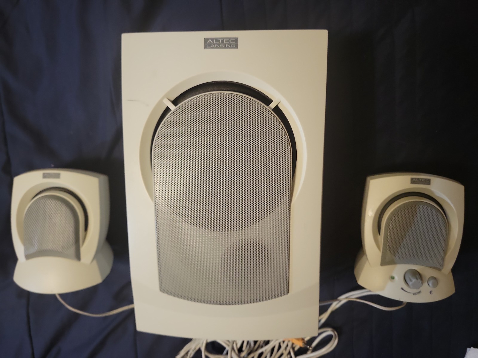 Altec Lansing AVS300 Multimedia Computer Speaker System No Power Adapter