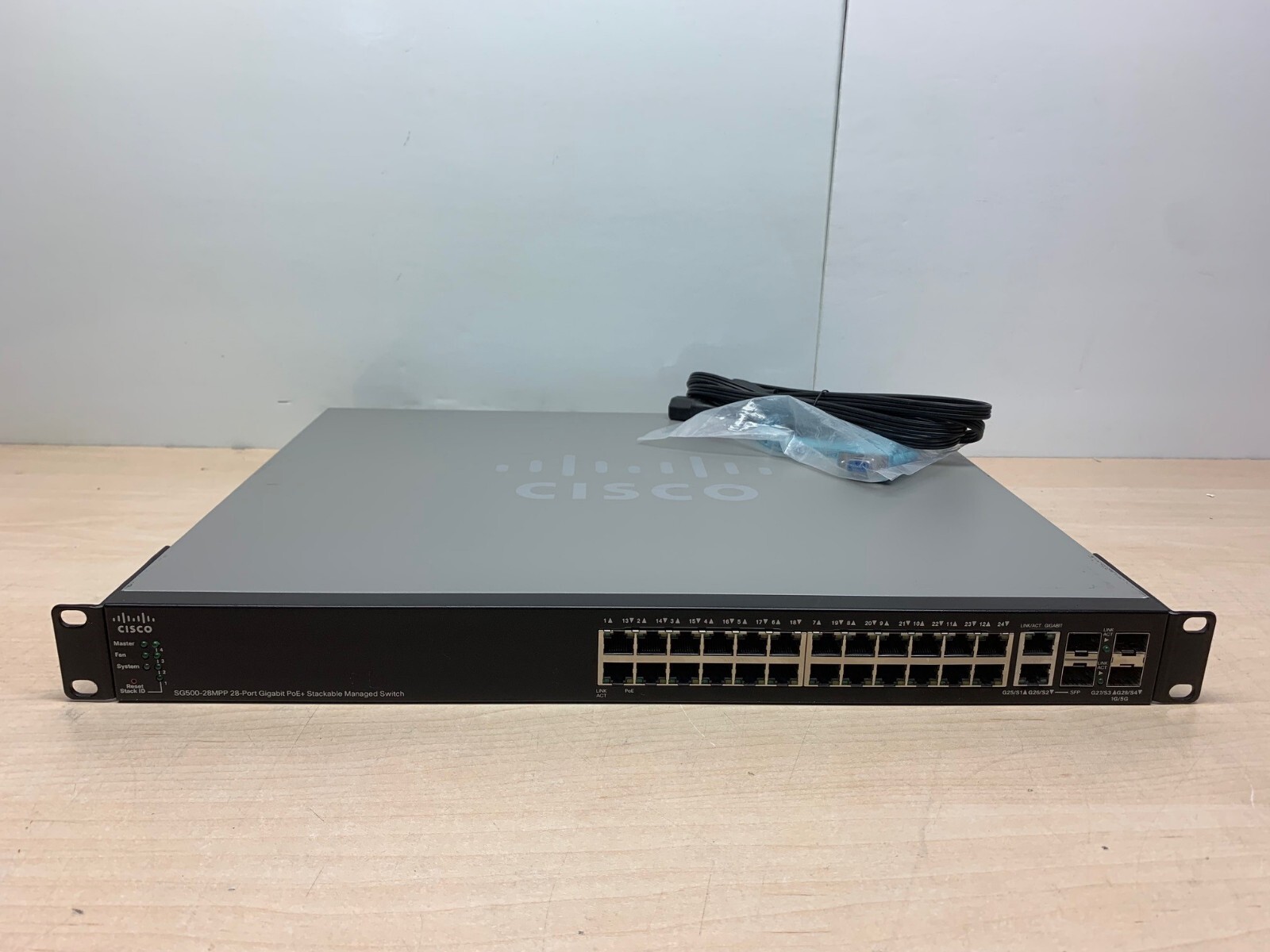 Cisco SG500-28MPP-K9 Small Business Managed Switch 24 PoE+ Ports
