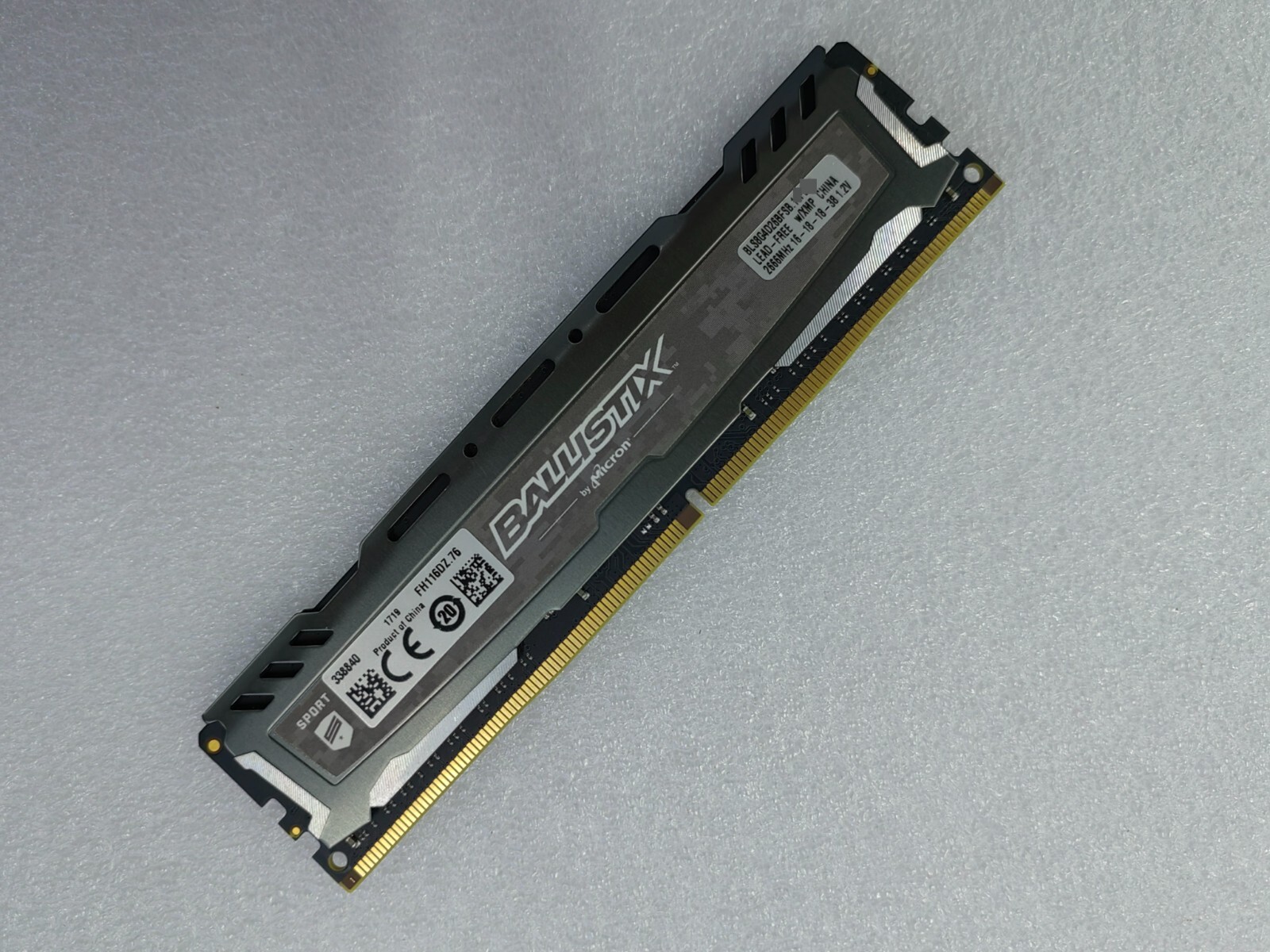 Crucial 8GB DDR4 2666 Desktop DIMM RAM XMP by micron Ballistix PC4-21300 288pin