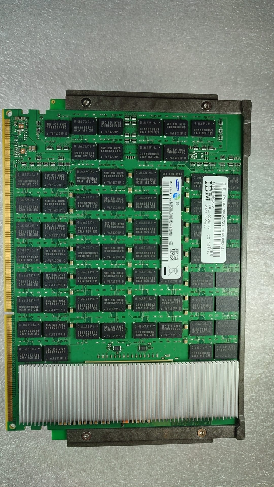 00VK372 IBM DDR3 128GB / 16GX72 / PC3-12800 / 1600MHZ / FOR / CDIMM / IBM POWER8