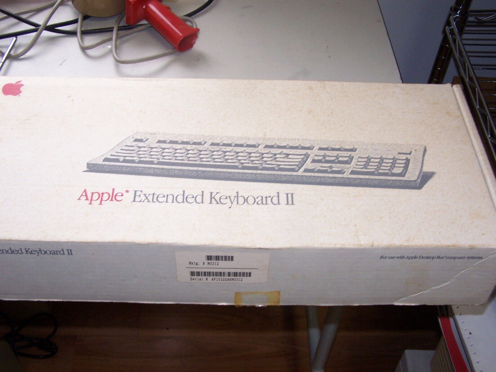 Apple Extended Keyboard II M3501  in an original box