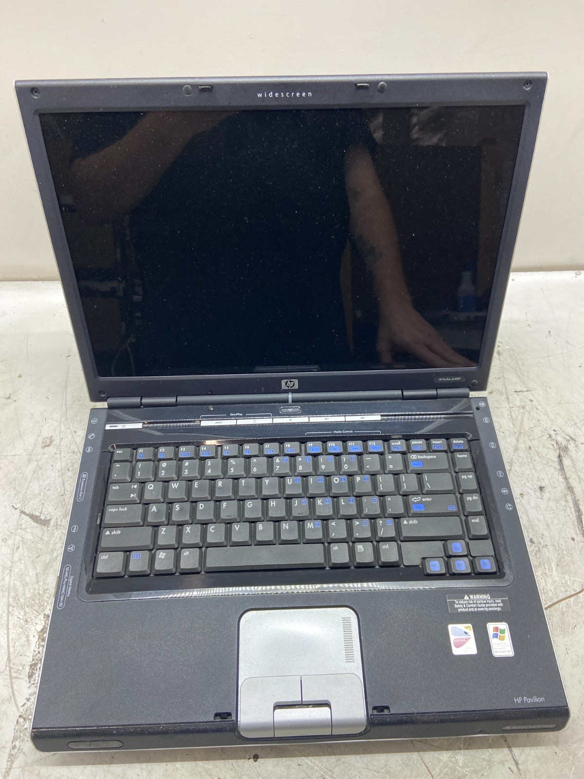 HP Pavilion dv4000 DV4217CL Intel Pentium M 1.73 GHz 1 GB NO HDD