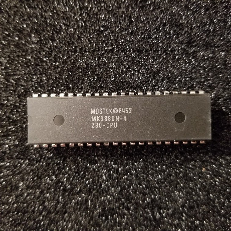 Mostek MK3880N = Z80a 4mhz Processor CPU, unused factory box. Vintage computers