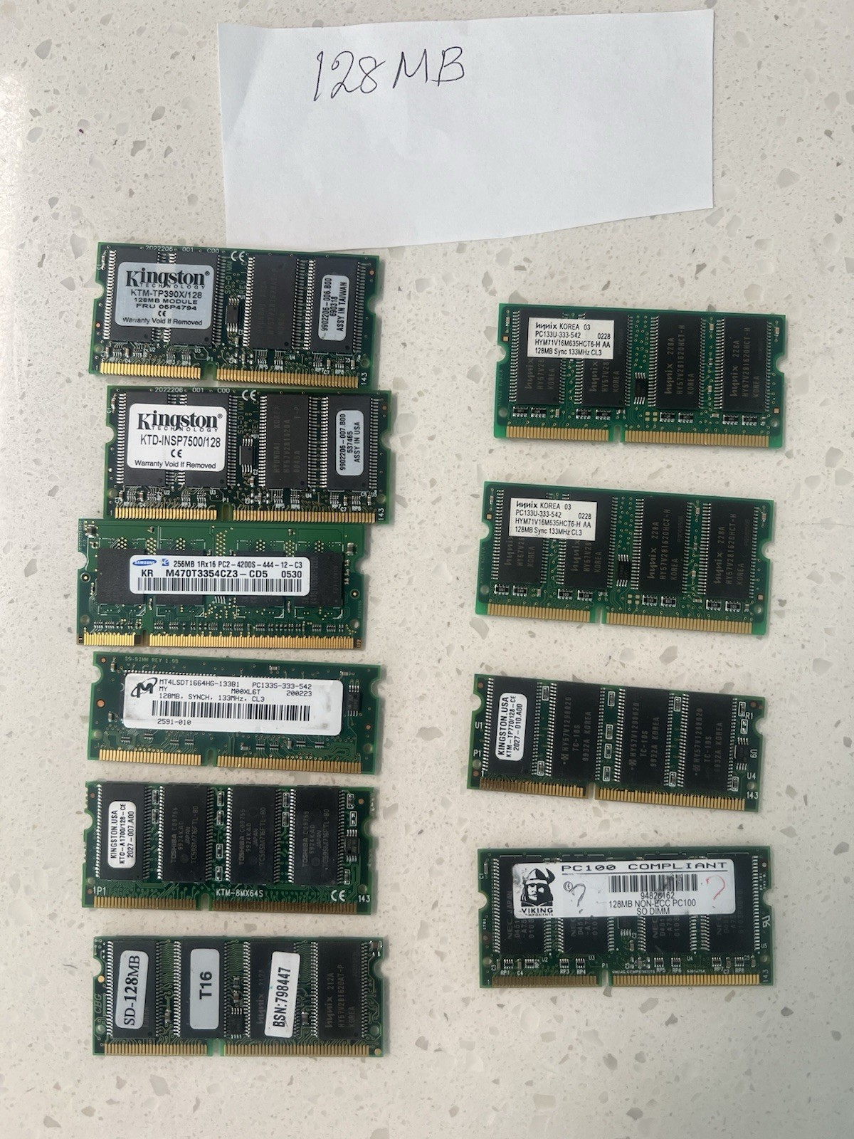 Lot of 10 Mixed brand  128MB PC133 144-Pin SDRAM SO-DIMM Laptop  memories