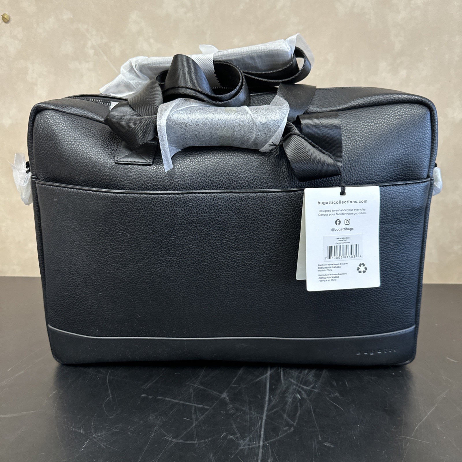 bugatti Central Carrying Case (Briefcase) for 15.6" Notebook  EXB2436BU-BLK