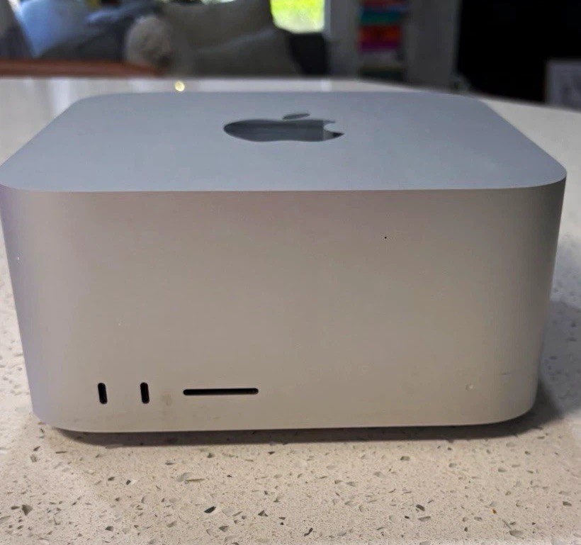 Apple Mac Studio M4 Max 14c CPU 32c GPU - 36GB RAM 512GB SSD
