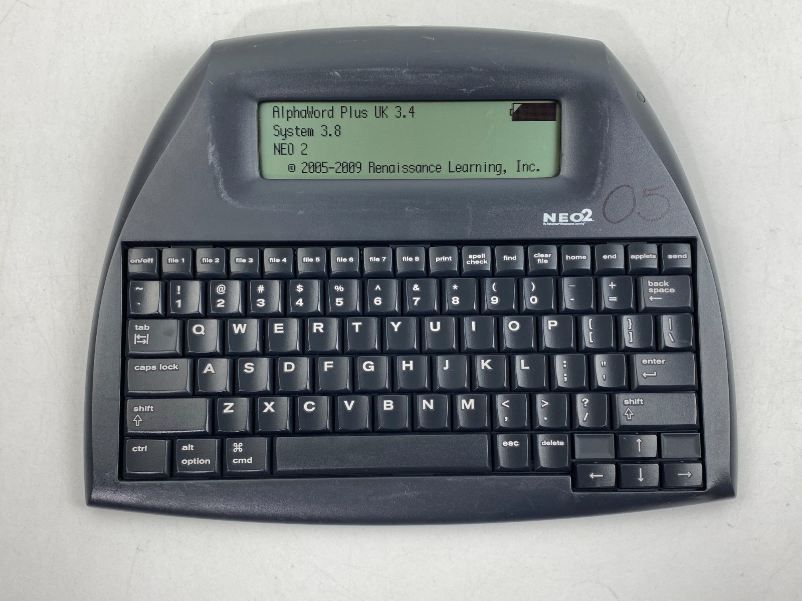 AlphaSmart NEO2 Word Processor- Potable Digital Typewriter, No USB Or Battery