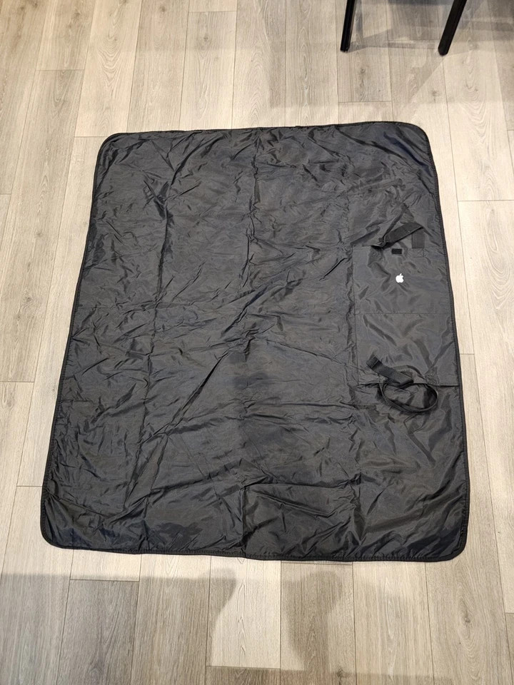 Apple Computers Employee Exclusive Embroidered Logo Fleece Travel Blanket 54"46"