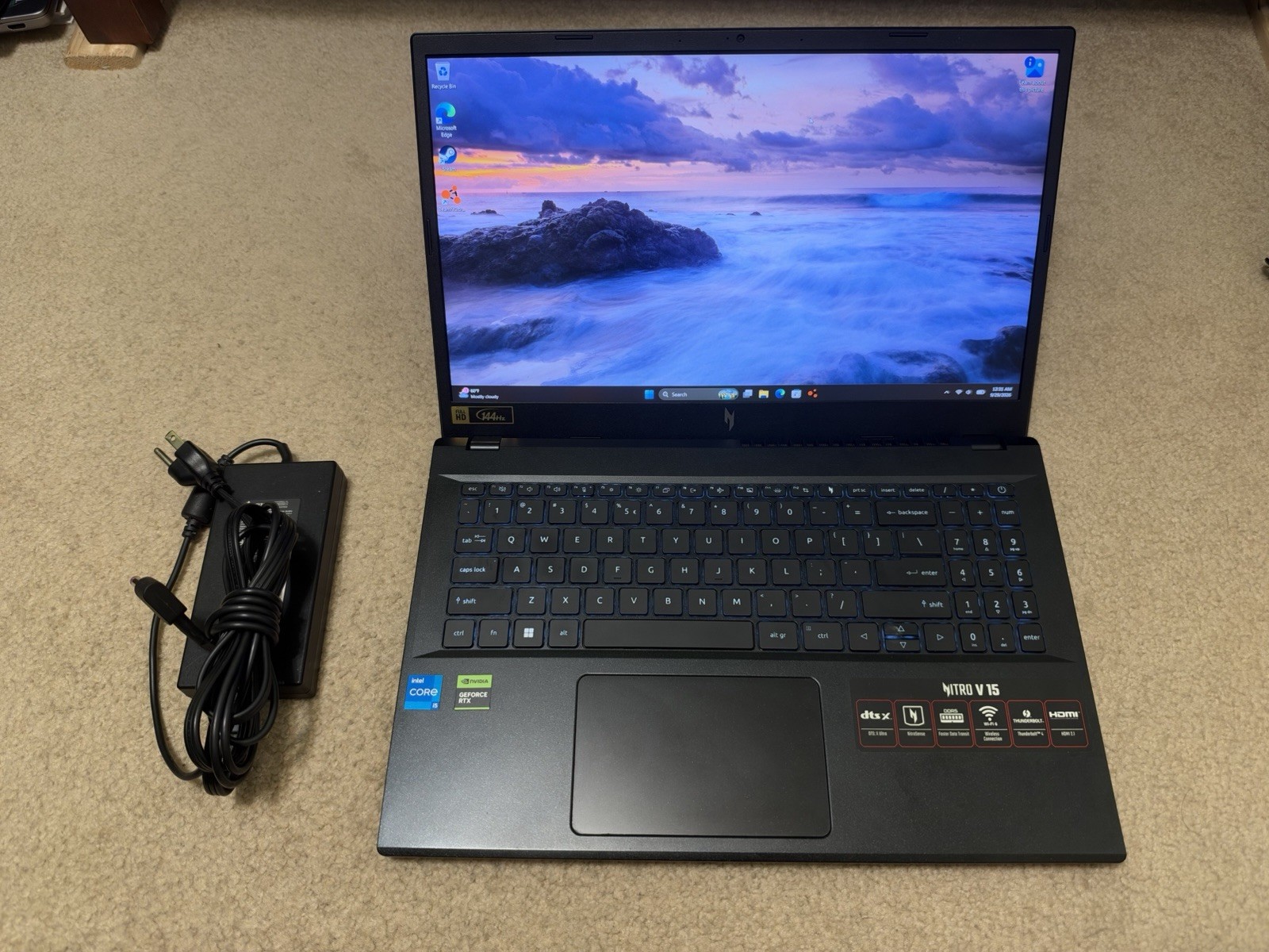 Acer Nitro V 15 15.6” (512GB SSD, 16GB RAM, Intel Core i5-13420H, RTX 4050 6GB)