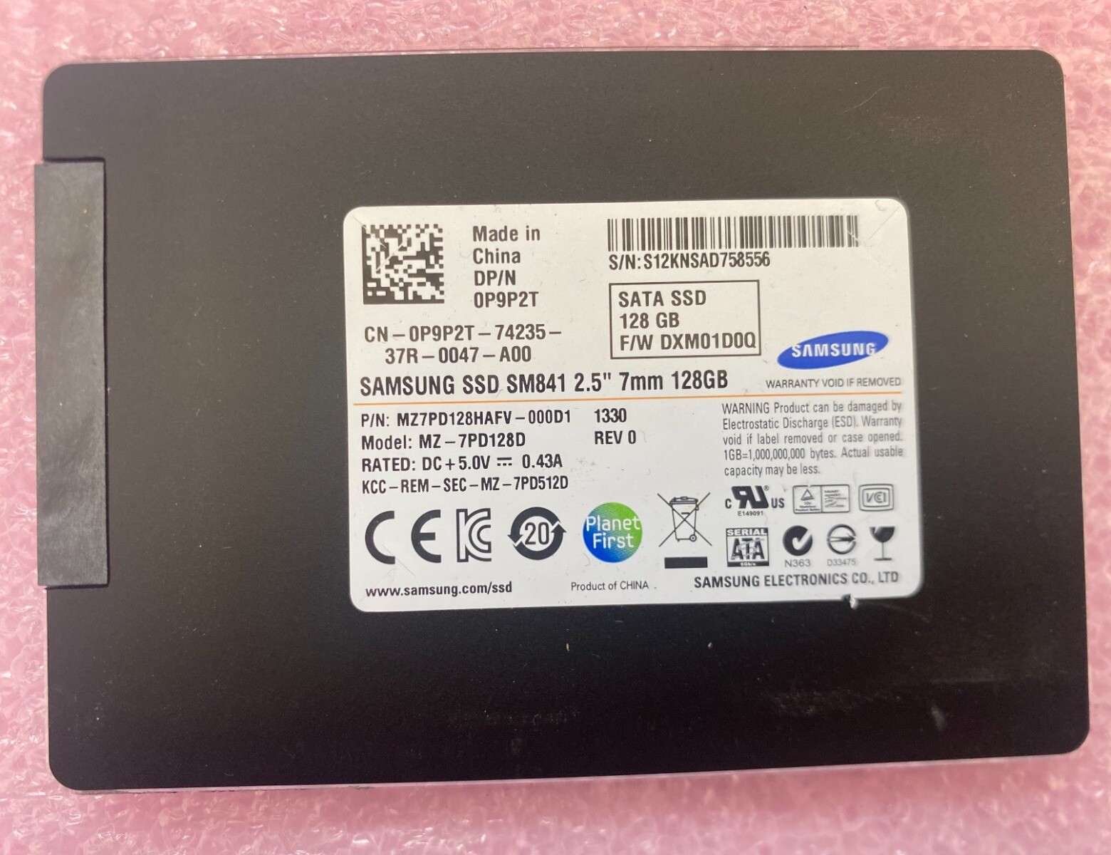 Samsung SM841 128GB 2.5" SATA SSD MZ-7PD128D 0P9P2T