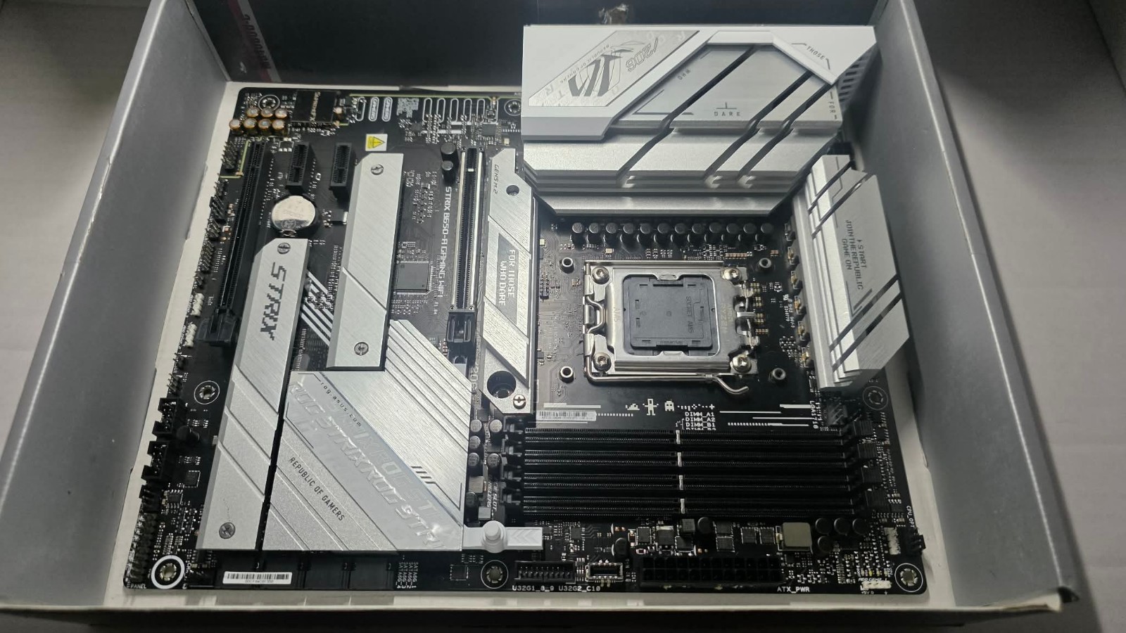 ASUS ROG Strix B650-A Gaming Wi-Fi DDR5 Socket AM5 AMD ATX Gaming Motherboard