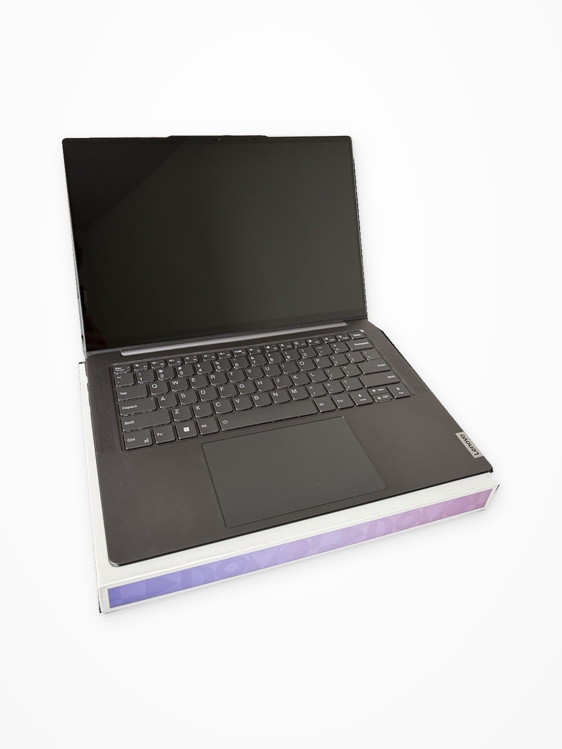 Lenovo Slim Pro 7, AMD Ryzen 7735HS, RTX 3050, 16GB RAM, NO SSD/OS, FOR PARTS 