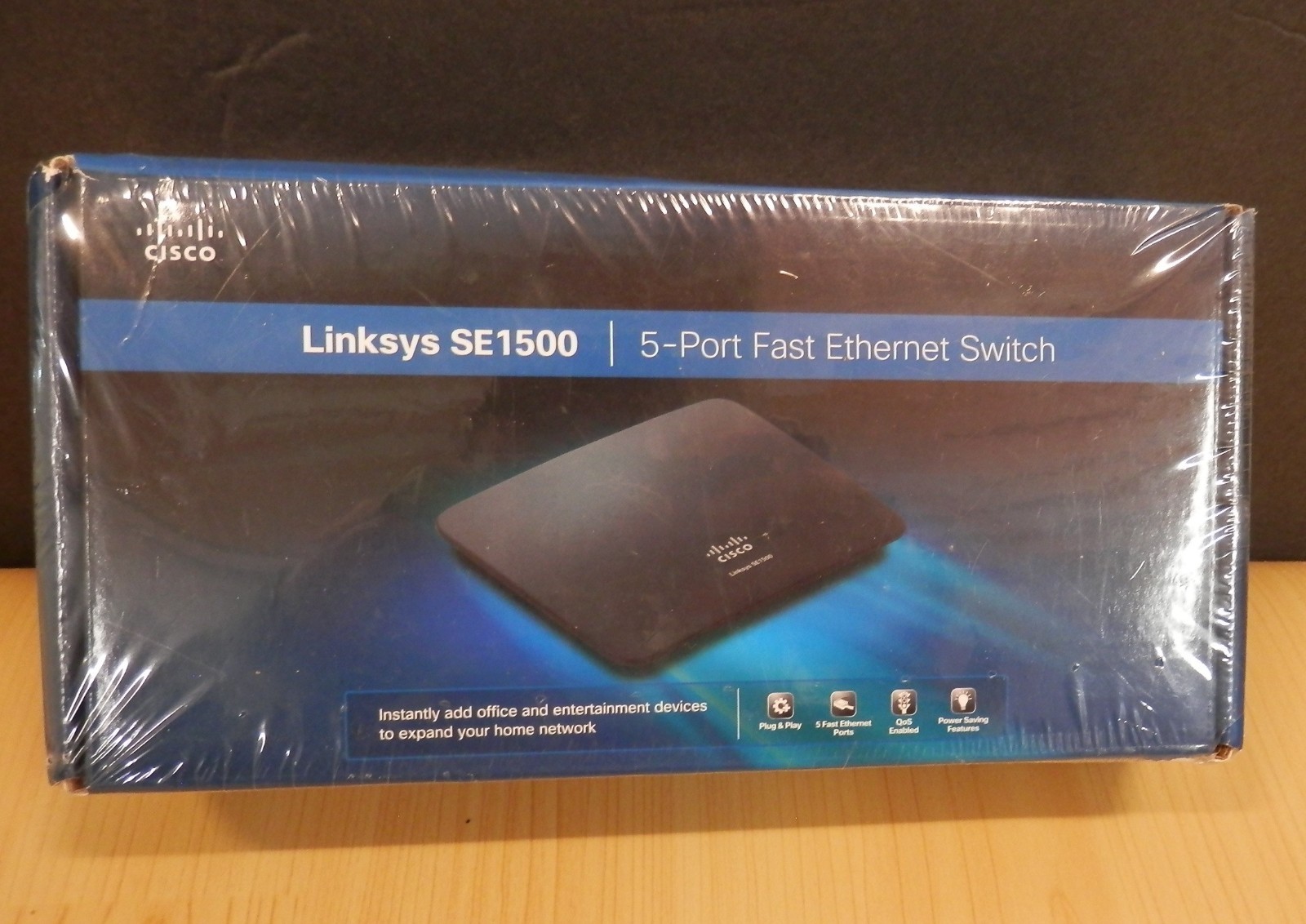 New Genuine Cisco LINKSYS SE1500 5-Port Fast Ethernet Switch