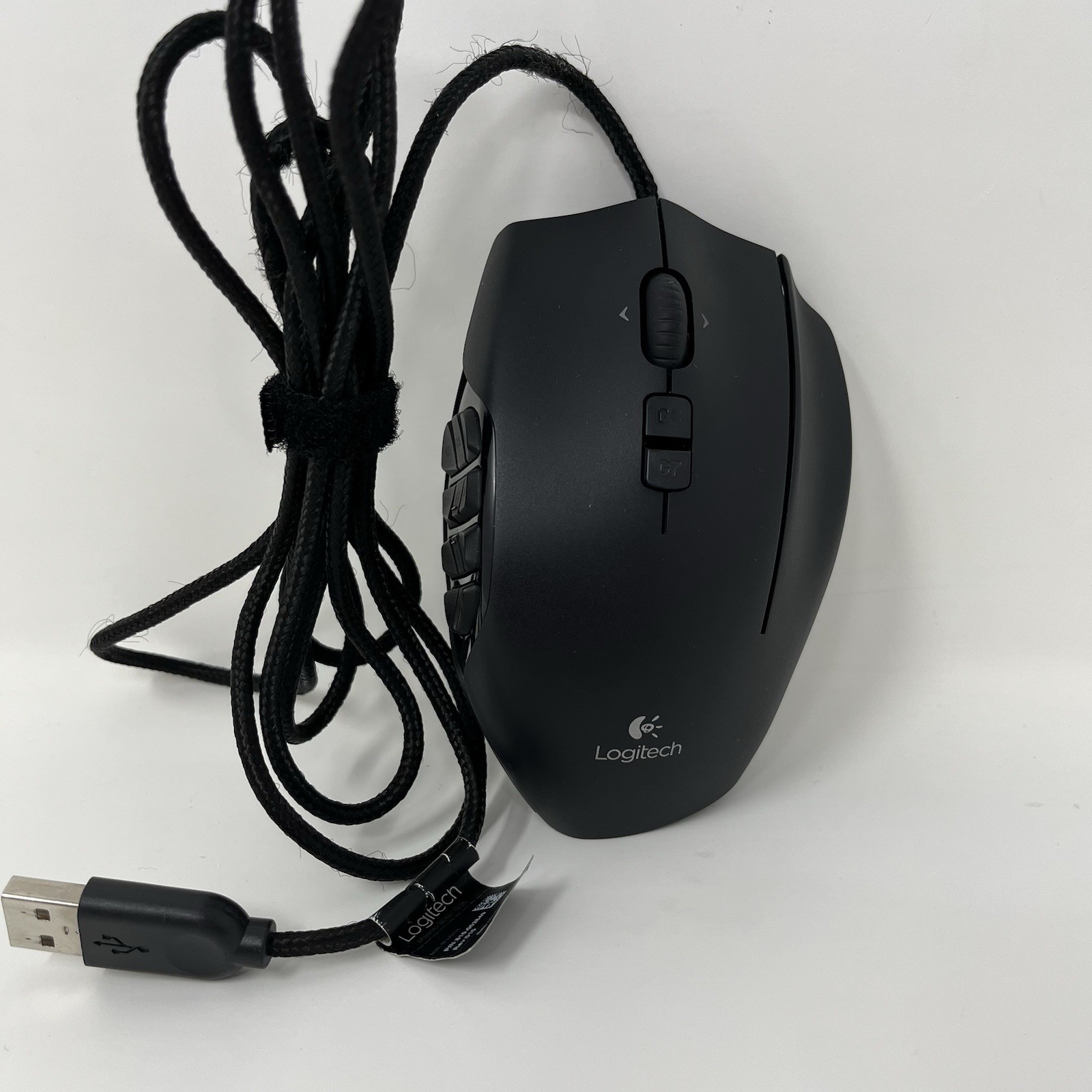 Logitech G600 MMO Gaming Mouse 910-002864 Wired USB Black 20 Buttons