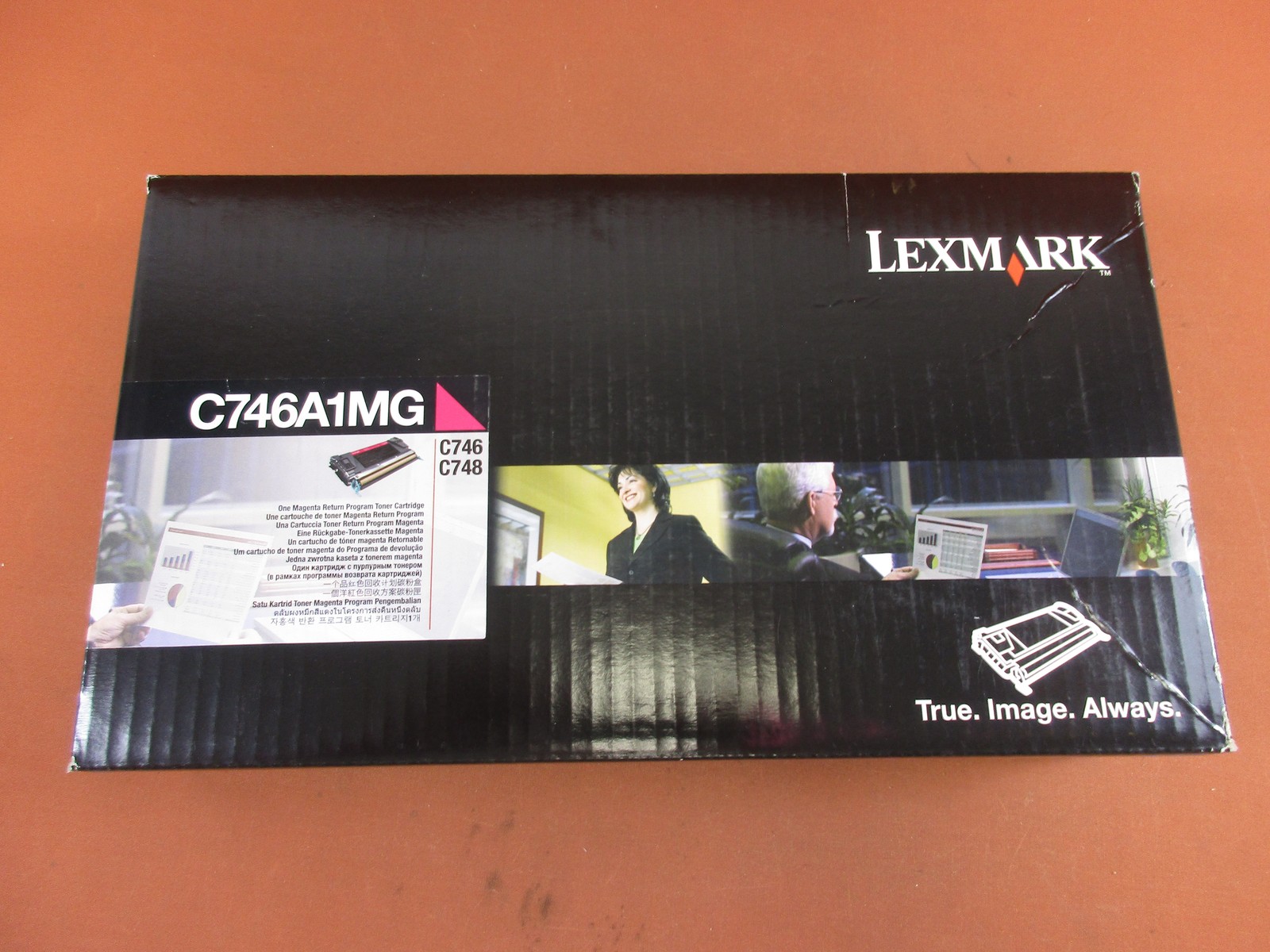 Genuine Lexmark C746A1MG Magenta Original Box