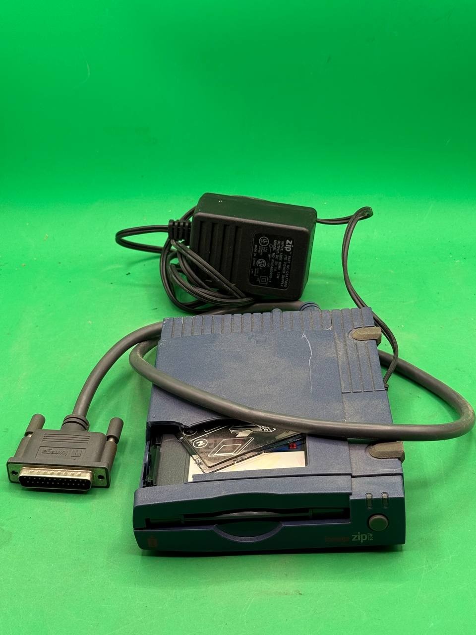 Iomega Zip 100 External Parallel Drive Z100P2 w/ PSU Cable Disk TC