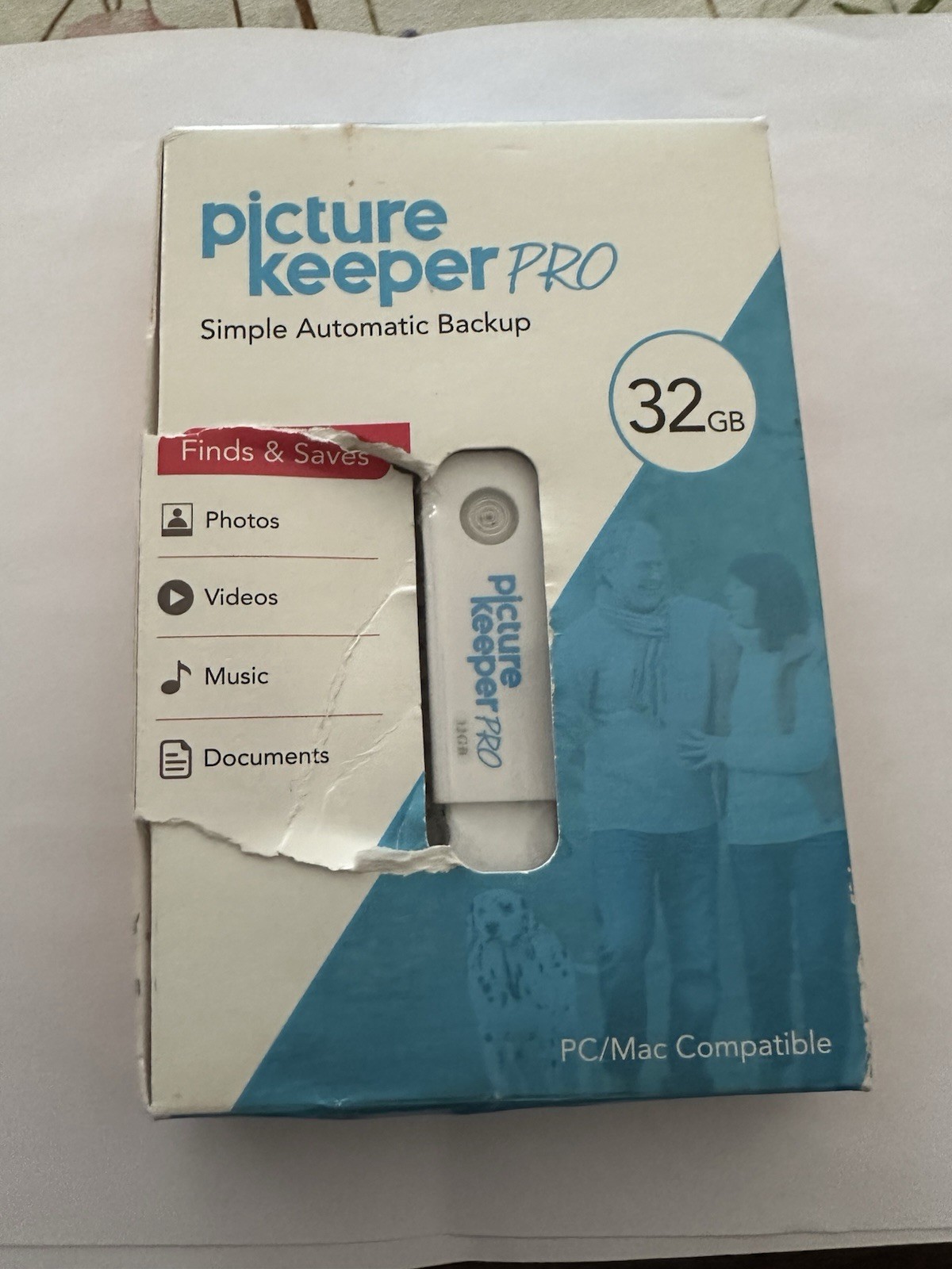 Picture Keeper PRO 32GB USB 2.0 Flash Drive Automatic Backup for PC/Mac White