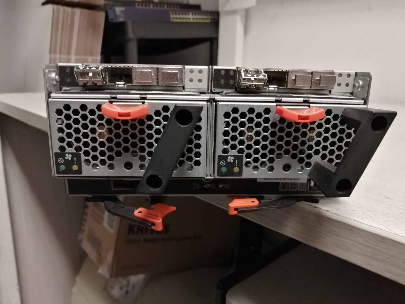 1X IBM FlashSystem V900 Network Controller 01EK071 00DH404 2x16G FC NIC 8GB RAM