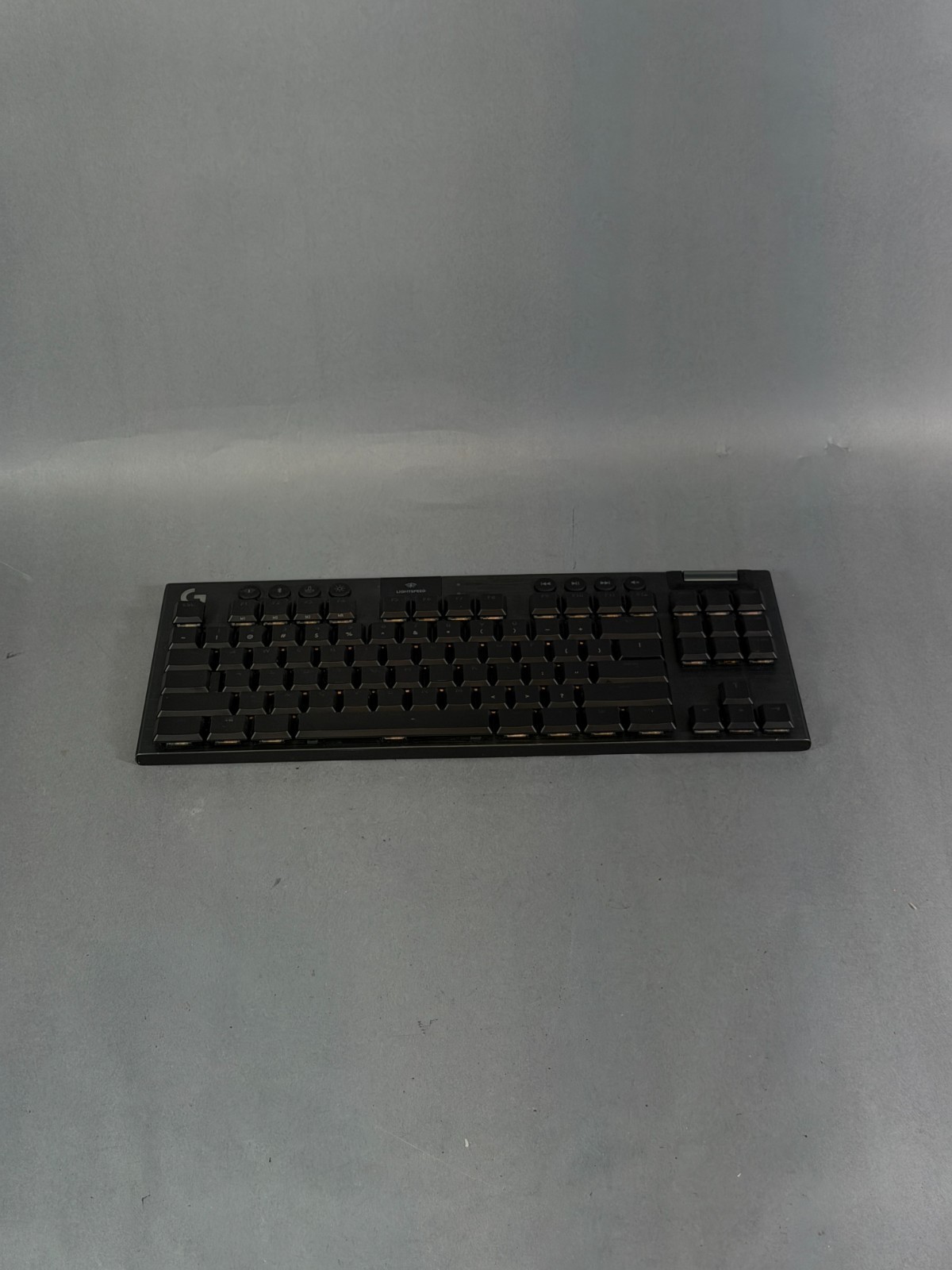 Logitech G915 TKL Lightspeed Mechanical Gaming Keyboard Black Volume Dial Broke