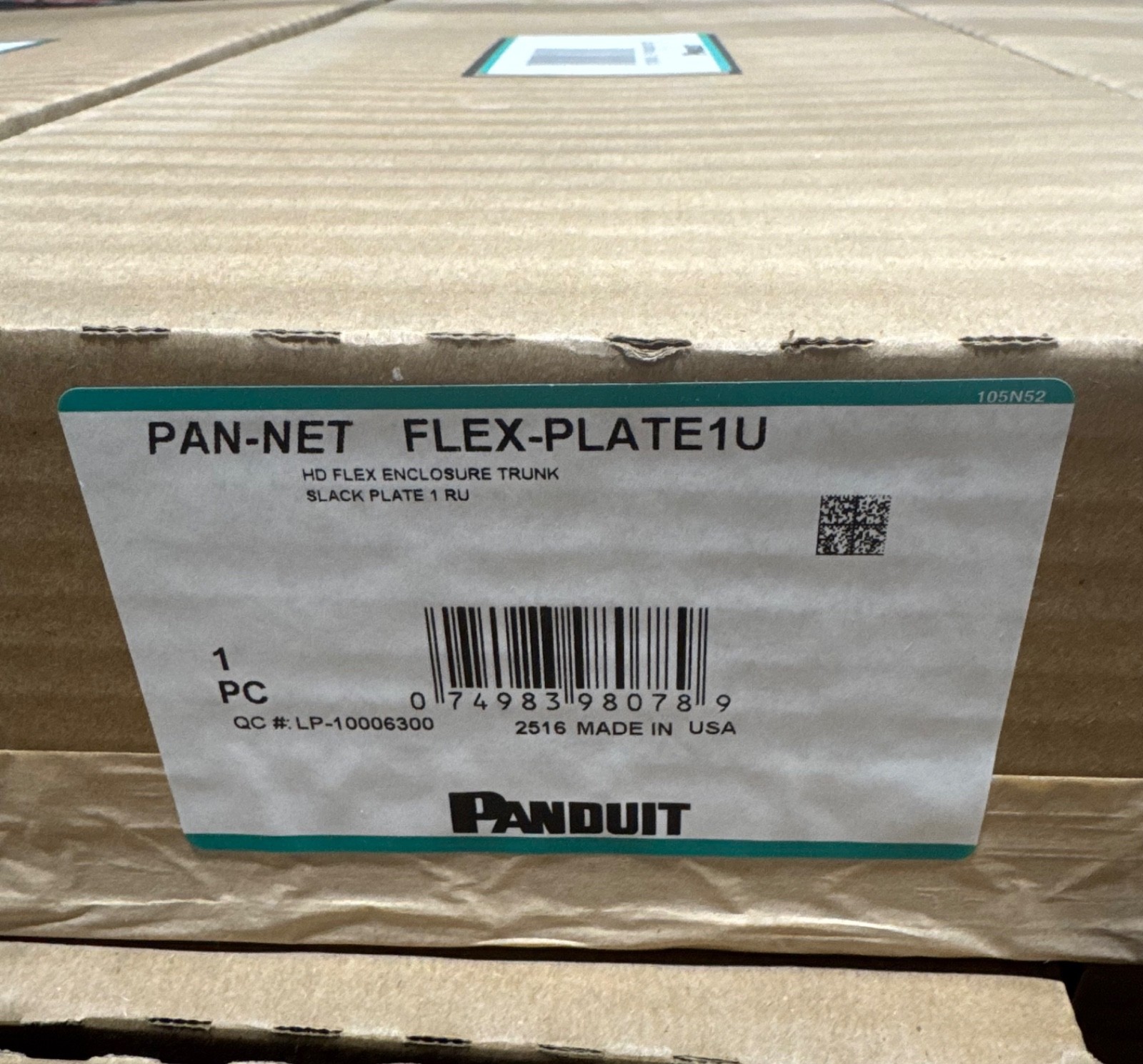 Panduit Fiber HD Flex Enclosure Trunk Slack Plate, 1RU - FLEX-PLATE1U, Black