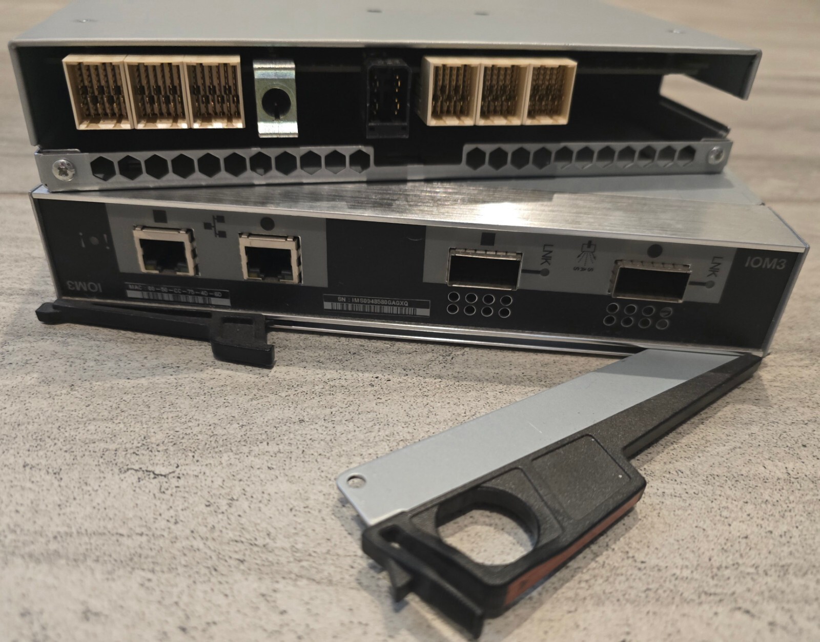 LOT 2 - NetApp IOM3 SAS Controller Module NA P/N: 111-00569+A2 Tested Working