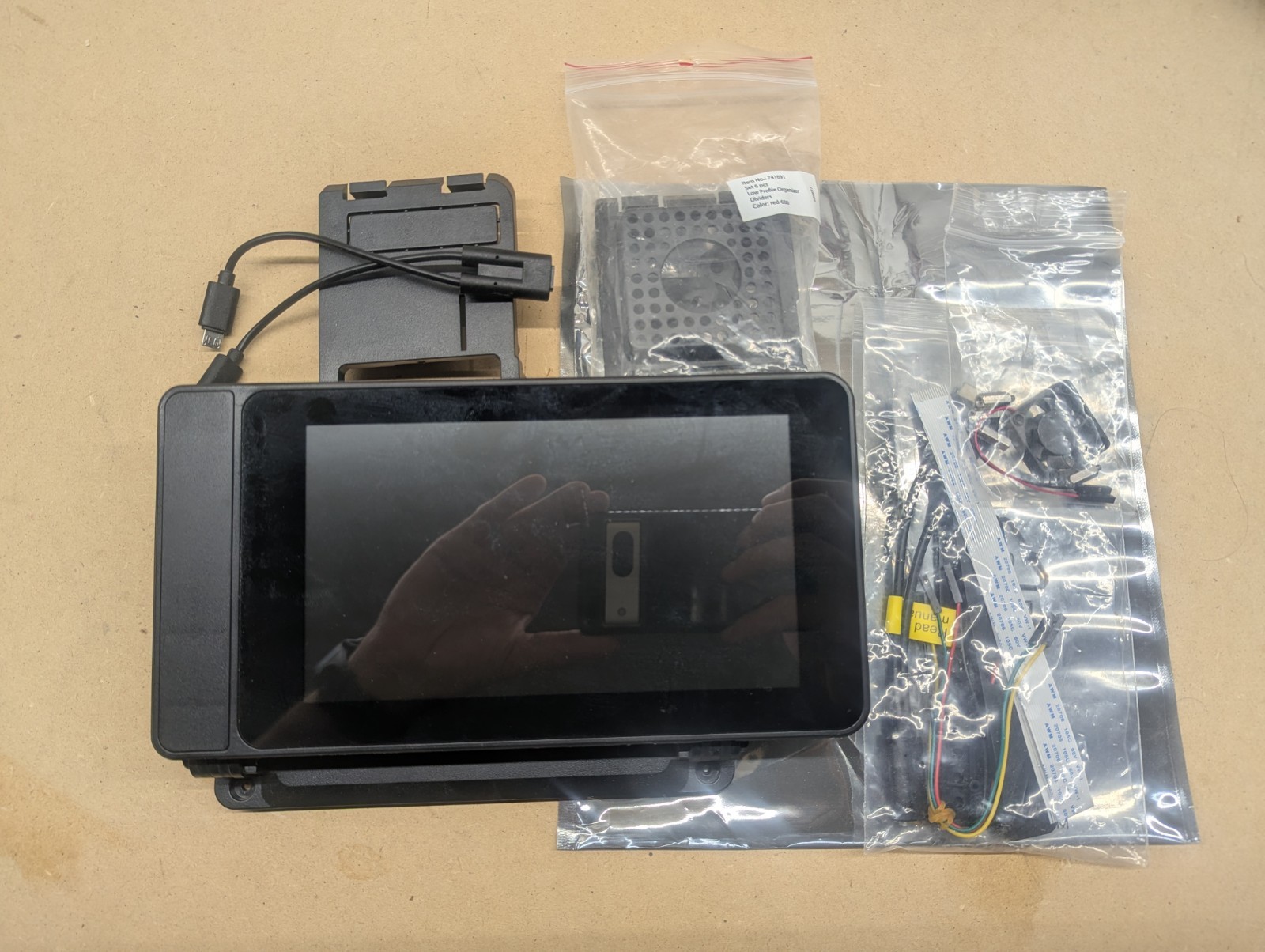 GENUINE | Rasberry PI 7" Touchscreen Display Monitor w/ SmartPI 2 Case