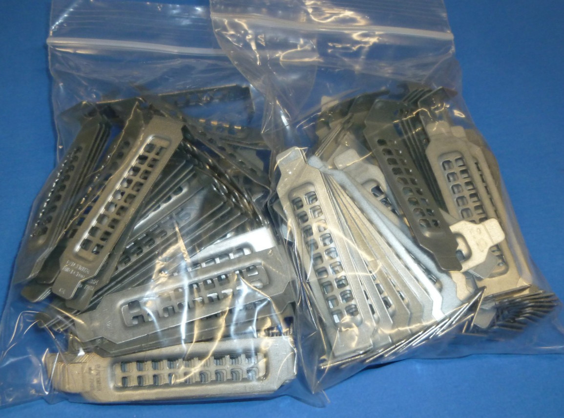 (Lot of 100) Dell PowerEdge R640 R740 Low Profile Blank Slot Bracket XWH74